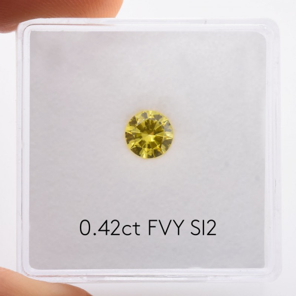 0.42 карата, фантазийный яркий желтый бриллиант, форма круг, SI2 чистота, GIA